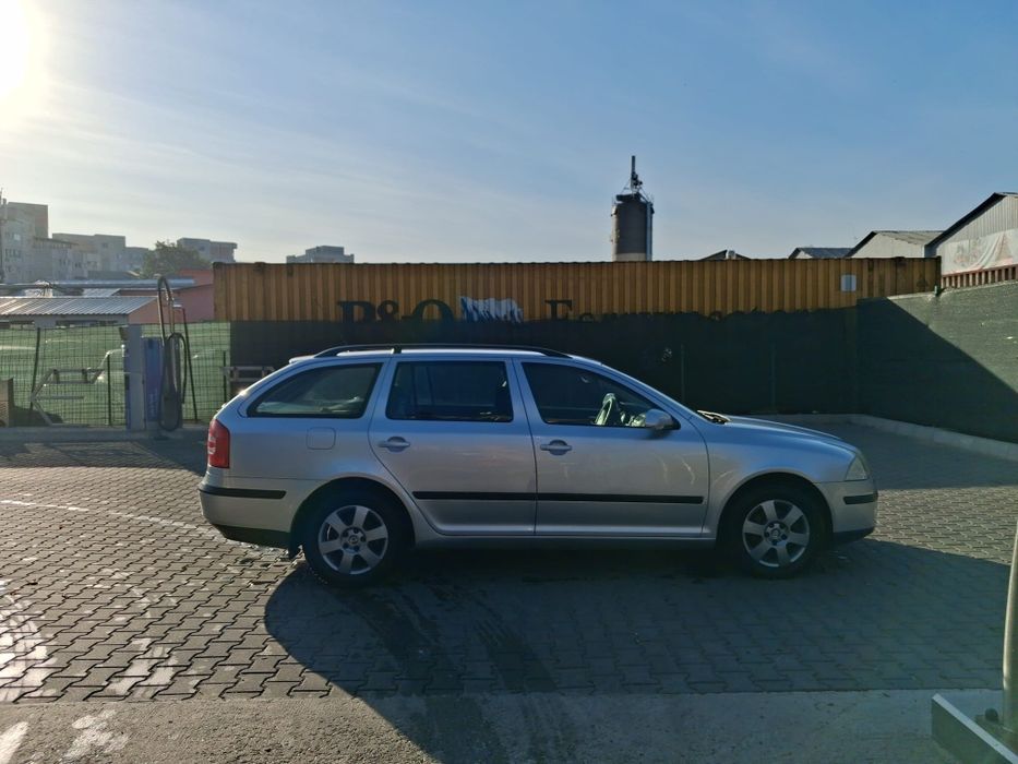 Vând Skoda Octavia 1,9 tdi