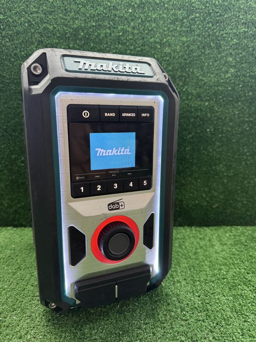 Bluetooth радио Makita DMR115