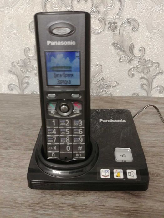Радиотелефон Panasonic kx-tg8205