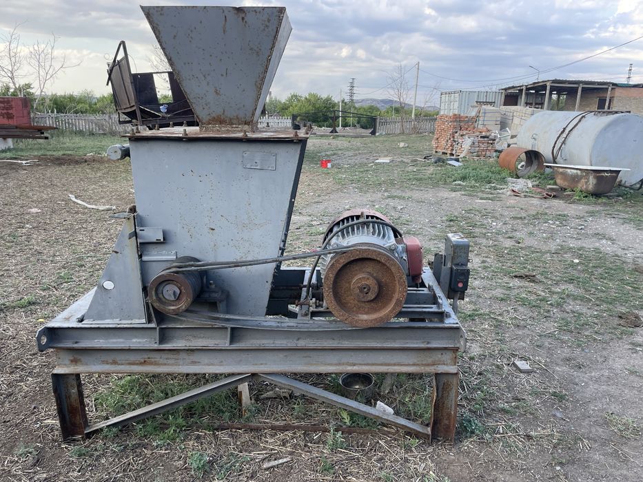 Продам дробилку