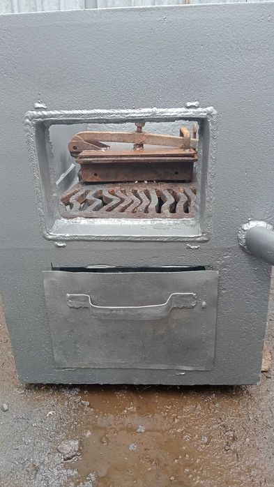 Продам котел водяного отопления.