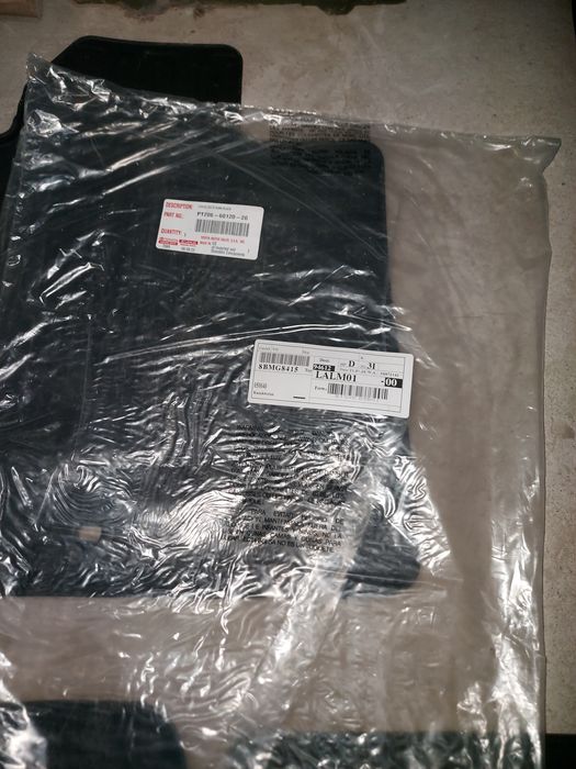 Полики на Лексус 570