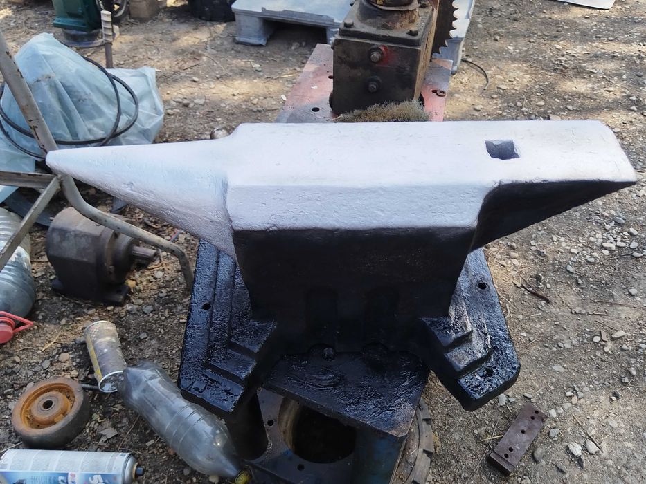 Nicovala atelier fierărie foarte veche