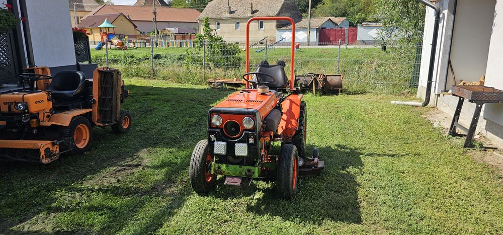 Vand tractoras agria 4800 
Motor si ambreaj noi
Cauciucuri noi
Stare f
