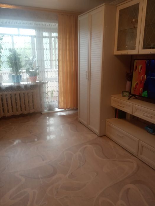 Продам 3хком квартиру район Пирамиды.