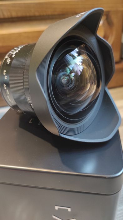 Продавам Irix 11mm/4 за Nikon