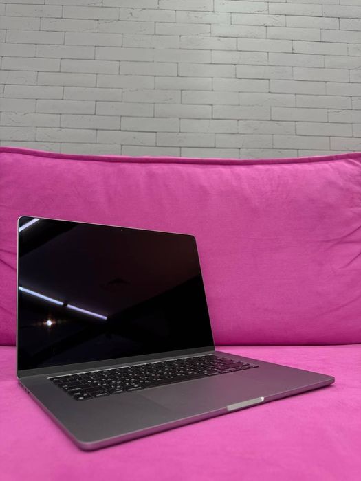 MacBook Air 15-inch M2