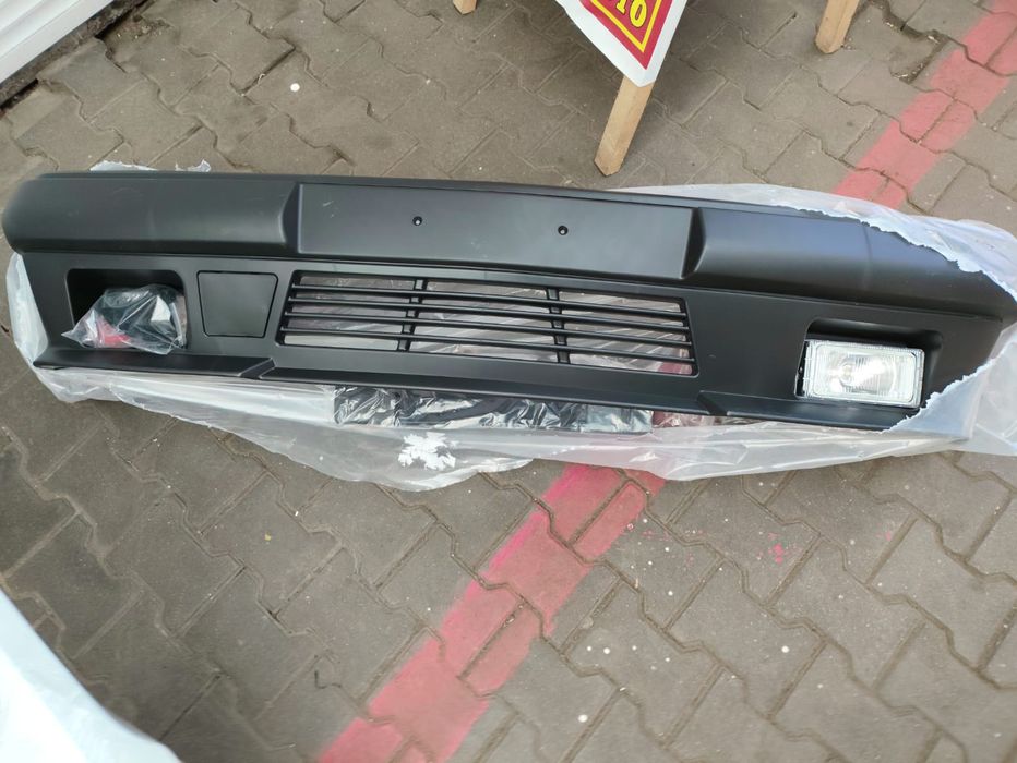 Мерс 124 бампер AMG передний