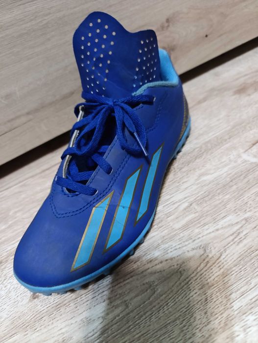 Детски футболни обувки/стоножки