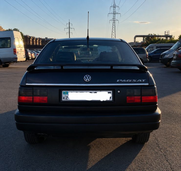 Volkswagen Passat 2.8 MT GL