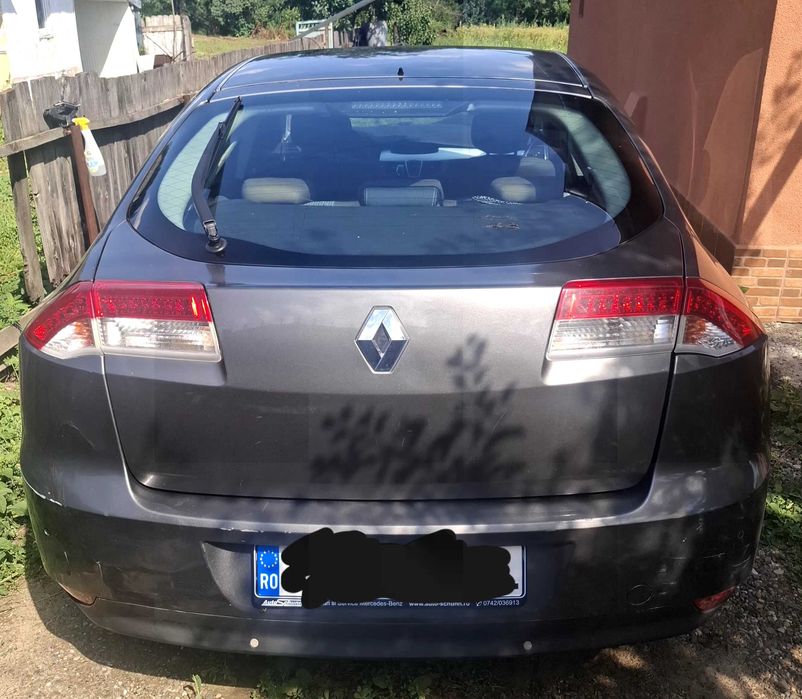 Vând mașină Renault laguna 3