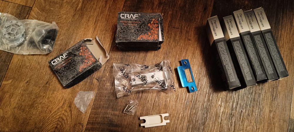 Дверные петли накладные