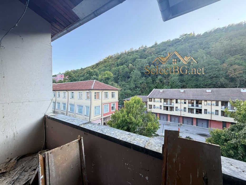 Продава се Тристаен апартамент в Велико Търново, Света гора - 57 кв.м за 1036 €/кв.м - Снимка #10