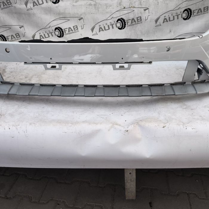 Bara fata Skoda Octavia 4 VRS an 2019-2020-2021-2022-2023