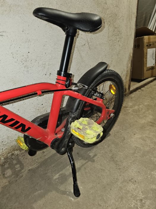 Vand bicicleta pentru copii Btwin Racing 900 + cadou