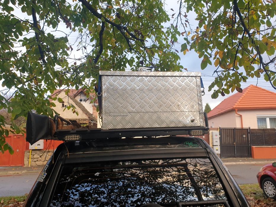 Cutie scule aluminiu striat 1900x400x700 pentru off-road
