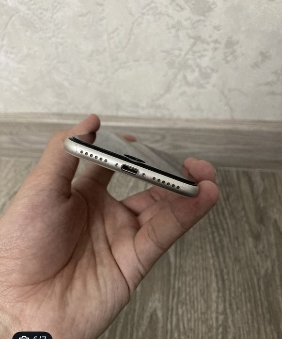 Продам айфон se 2022