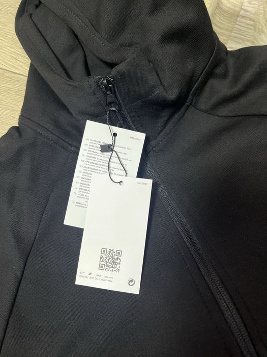 Tech Fleece размер М