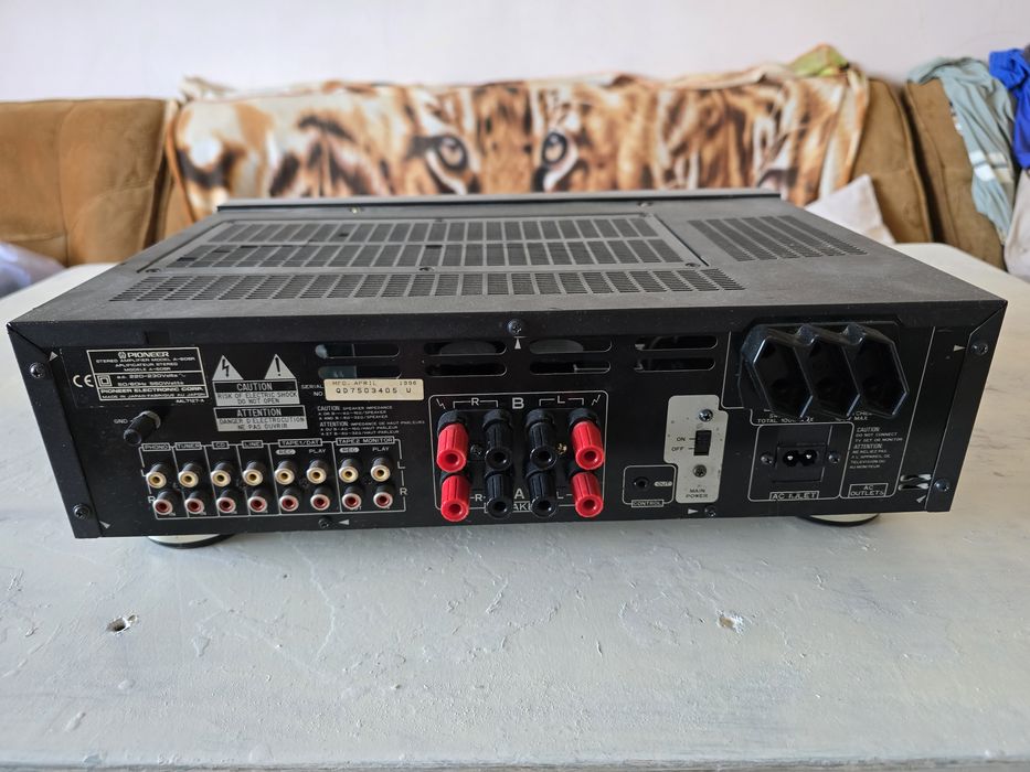 Pioneer A 605 r усилитель