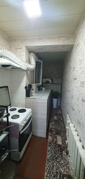 Продаётся 4-комнатная квартира в Якасарайском районе