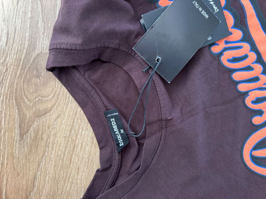 Vând tricou dsquared2 nou