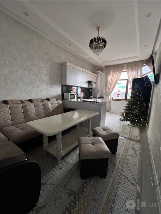 Срочно сдаётся квартиру 2 комнату адрес вагзал  400$