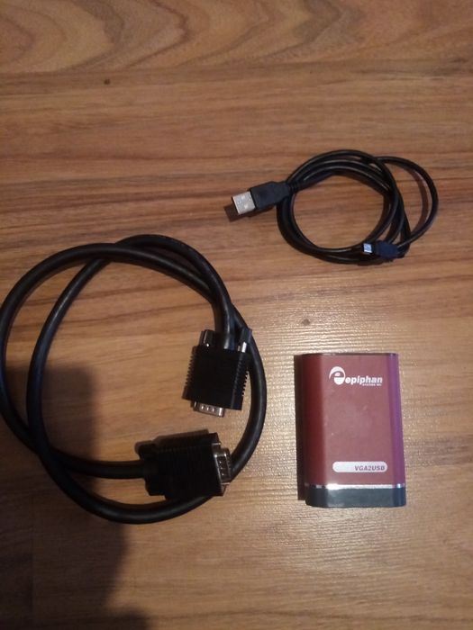 Vând convertor Epiphan VGA2USB