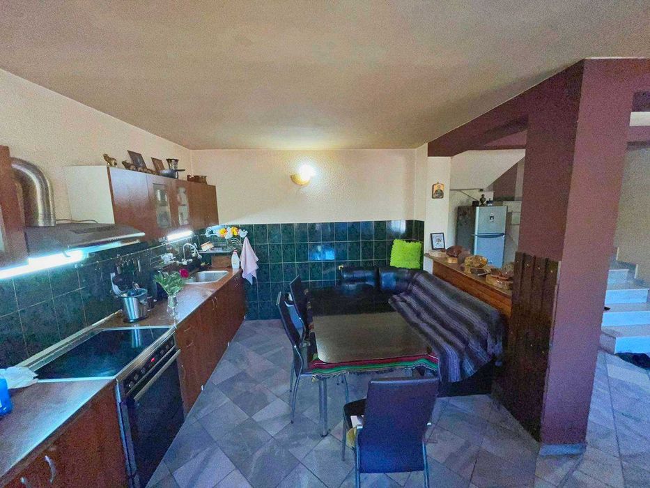 Продава се Къща в София, Люлин 3 - 298 кв.м за 1007 €/кв.м - Снимка #5