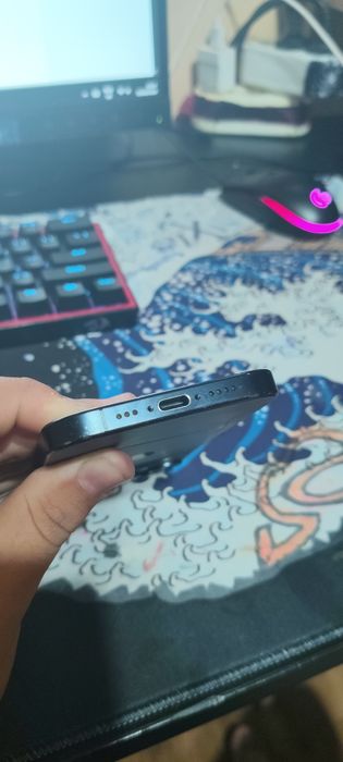 iPhone 15 pro piese/recarosare