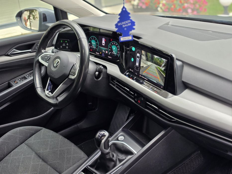 Volkswagen Golf VIII 1.0Tsi-110cp-Life Bussines