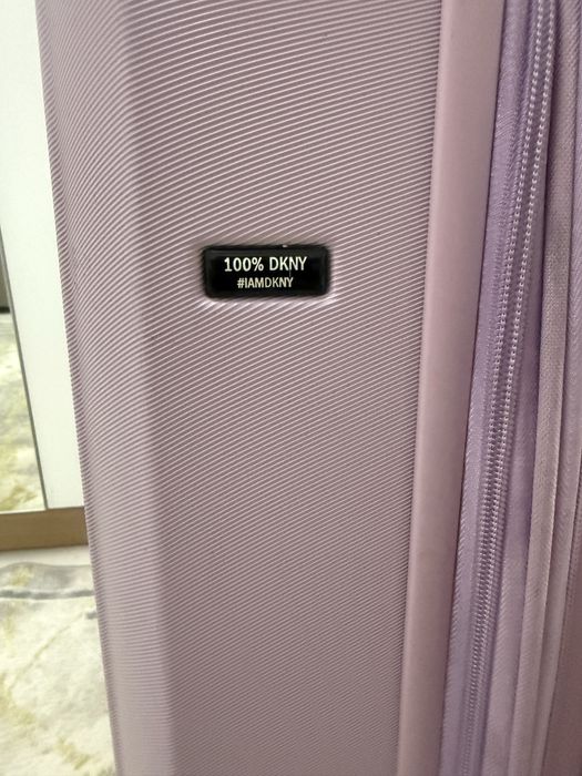 Чемодан бу брендовый, оригинал 100%, DKNY