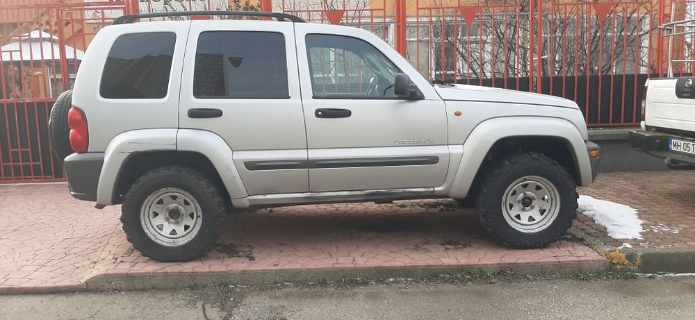 JEEP Cherokee 2004 — imagine 5