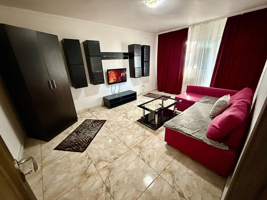 Închiriez apartament 2 camere decomandat