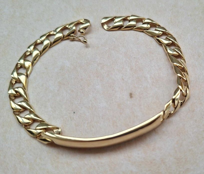 Златна гривна с плочка проба 585 или 14 карата нова от ателие