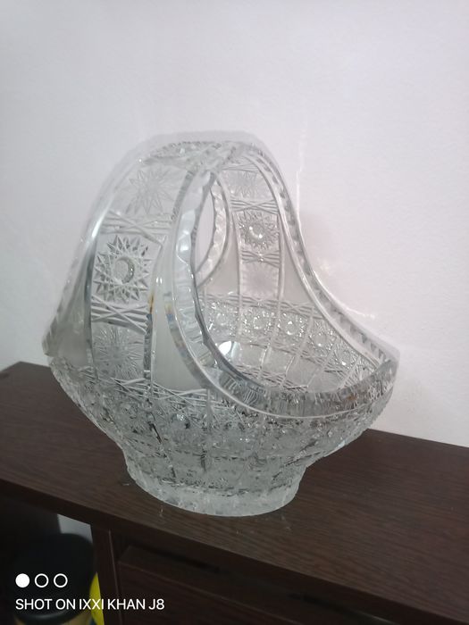 Корзинка хрусталь 25 см. Корзина