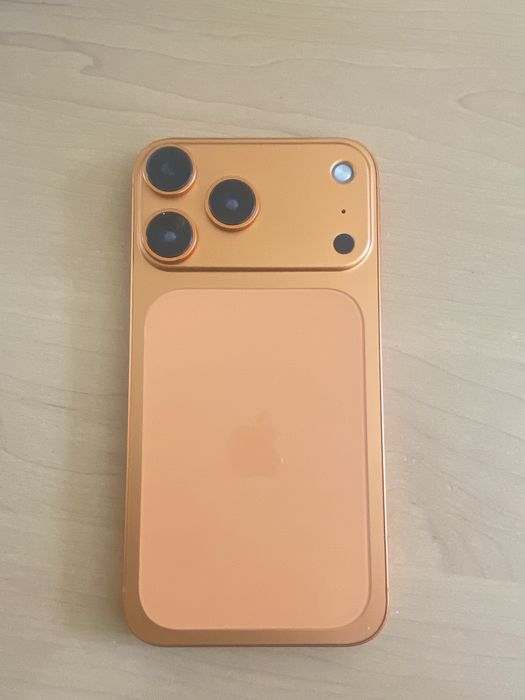 Продам iphone XR