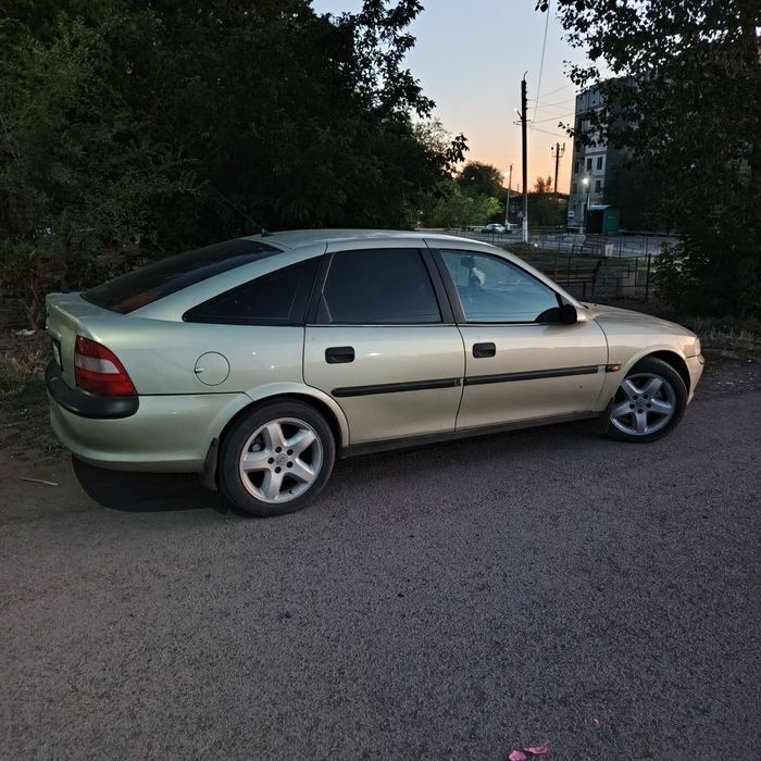 Продам машину 1997 года