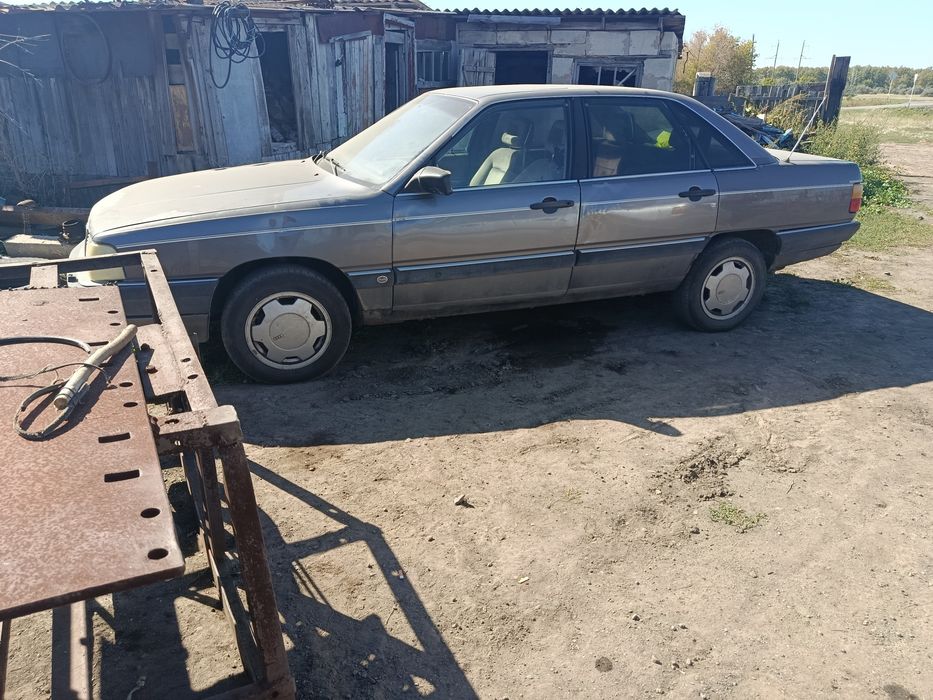 Продам или обменяю Ауди 200 с3