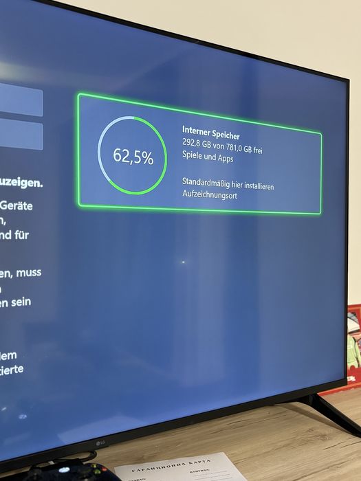 Xbox One X 1TB Гаранция 12м