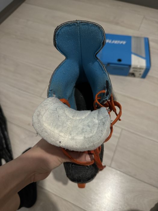 Коньки хоккейные