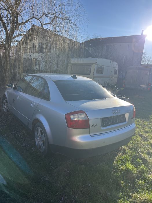 Audi a4,2006  1,9tdi131cai 6viteze navi perdelute