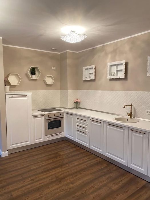 Inchiriez apartament 3 camere Tampa Residence