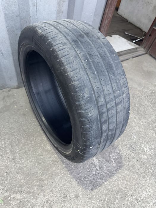 Летняя Pirelli 235/45/18