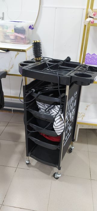 Salon ucun mebellat sotiladi