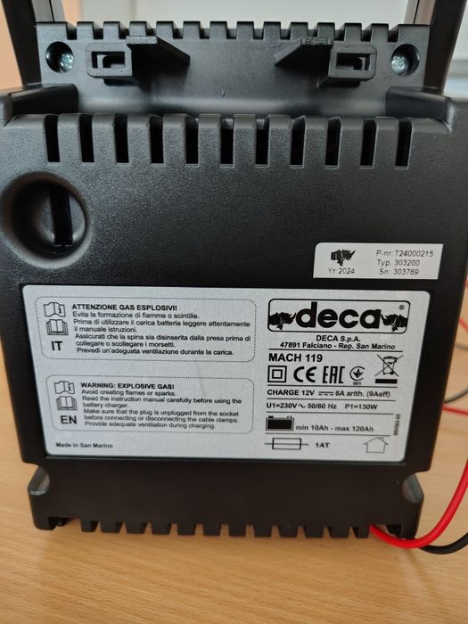 Зарядно за акумулатор Deca