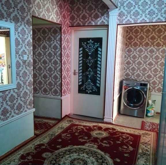 Продам 4 комнатную квартиру