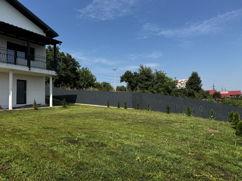 Casa superba de vanzare/inchiriere in Barati, Bacau