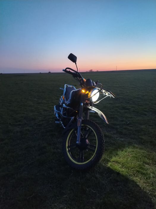 Продаётся мотоцикл Jelmaia 250, модель S8