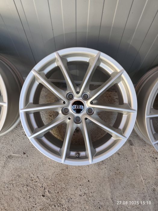 17/5/112-АУДИ А 5-НОВ модел,перфектни