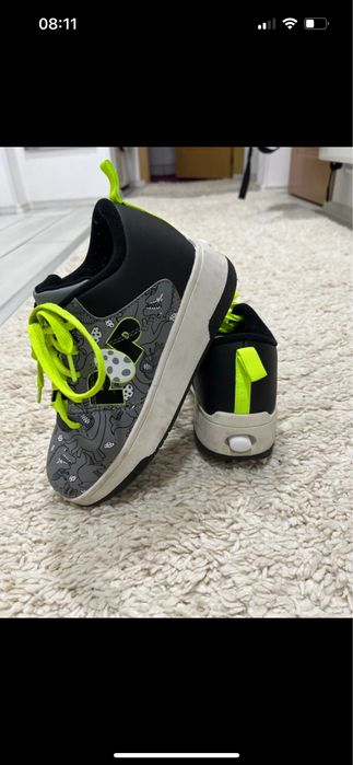 Pantofi / adidasi sport cu roti POP Copii marimea 34